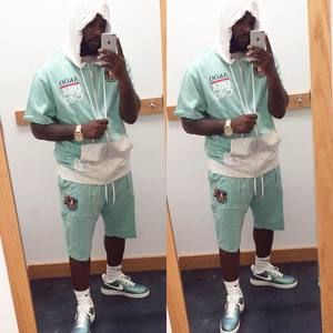 Meet your Posher, Korihan